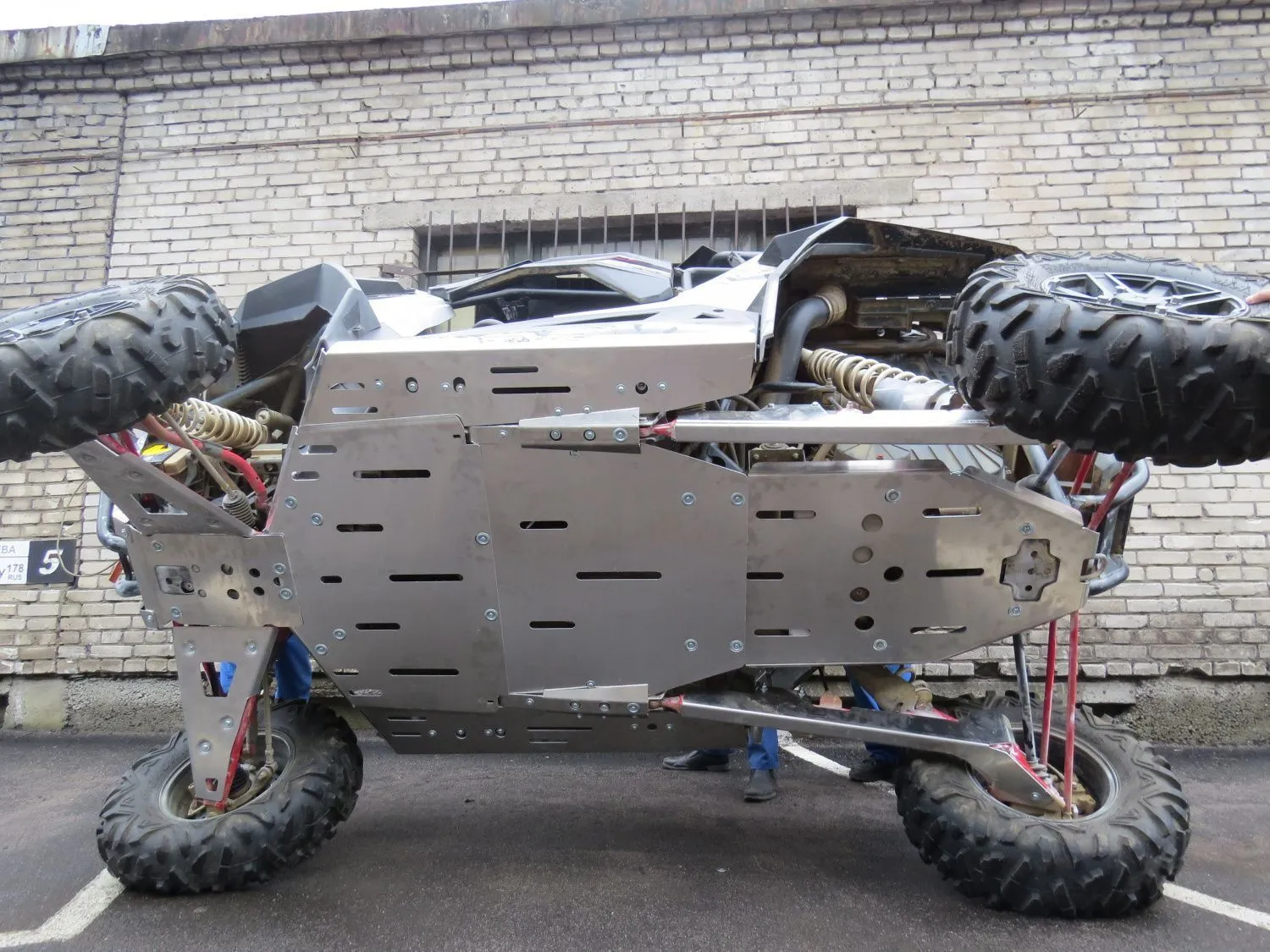 Защита днища для Polaris