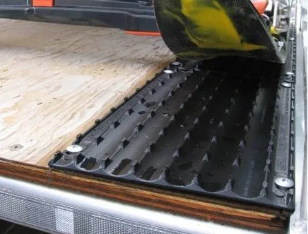 Пластиковое нескользящее покрытие для прицепа для Снегоходов