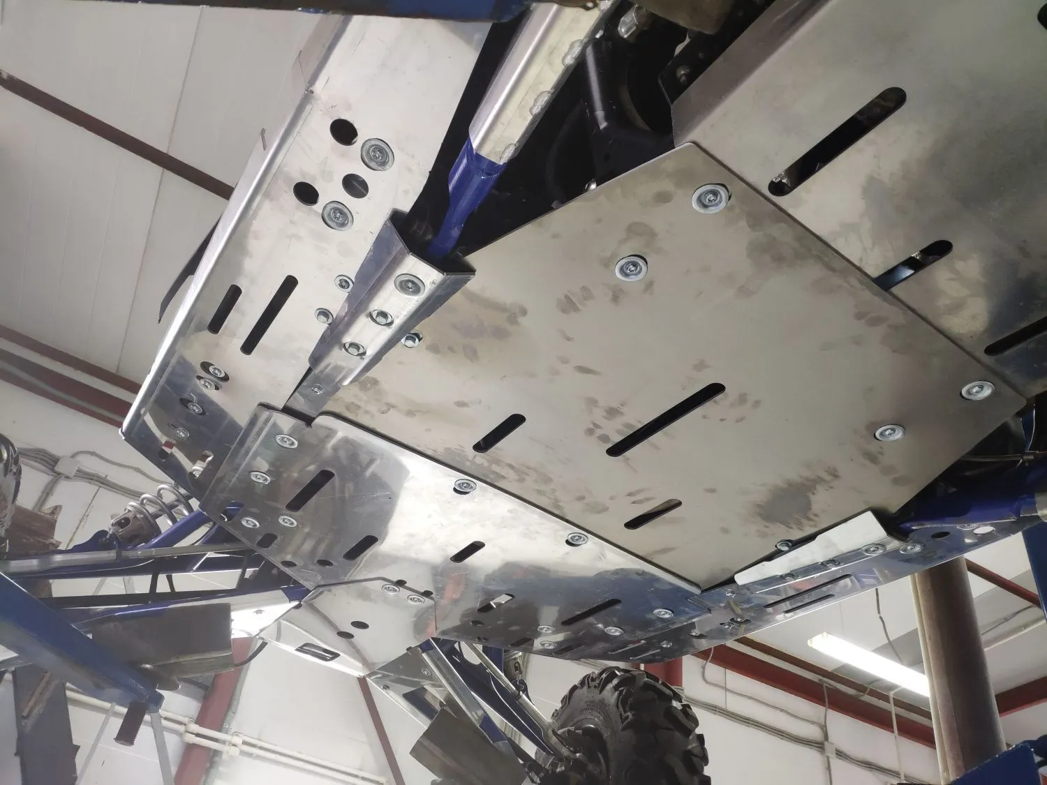 Защита днища для Polaris