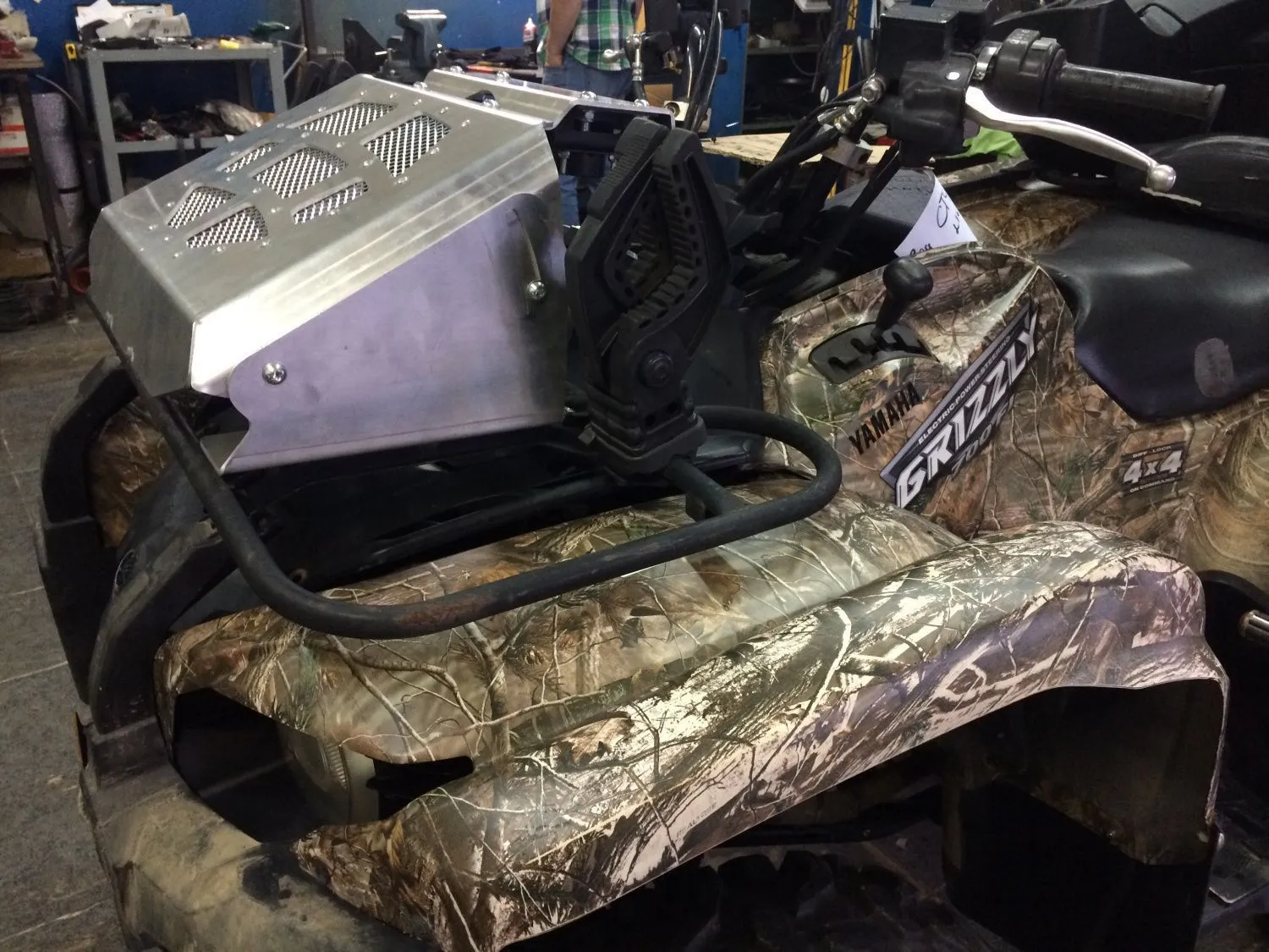 Вынос радиатора (черный) для Yamaha Квадроциклов Grizzly  550/700