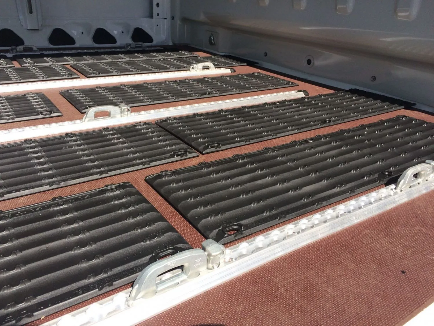 Пластиковое нескользящее покрытие для прицепа для Снегоходов