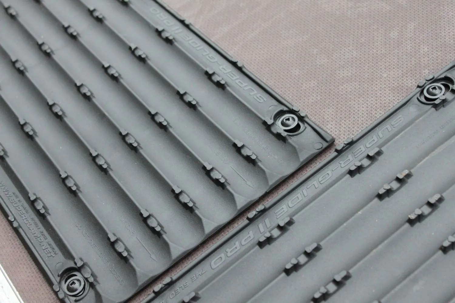 Пластиковое нескользящее покрытие для прицепа для Снегоходов