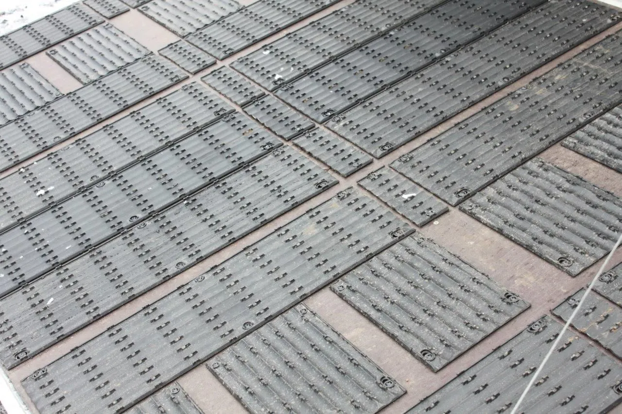 Пластиковое нескользящее покрытие для прицепа для Снегоходов