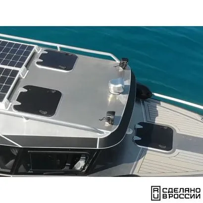 Люк палубный безрамный Пеликан 425x425 R75