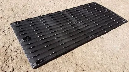 Пластиковое нескользящее покрытие для прицепа (широкое) для Снегоходов